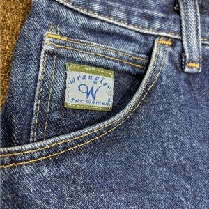 Wrangler Soft Stone Dark Blue Jeans